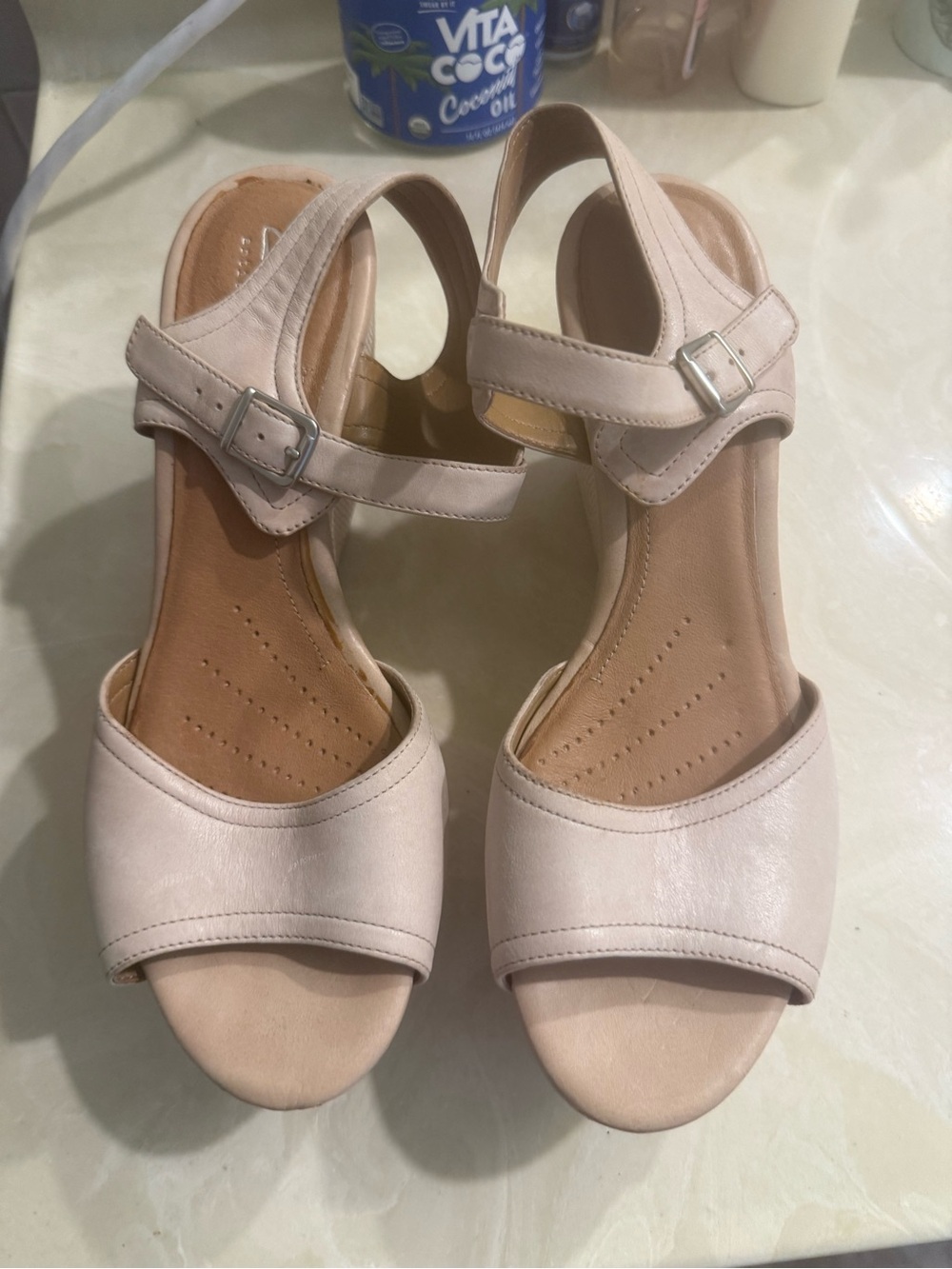 Clarks Women’s Light Beige Slingback Open-Toe Sandals